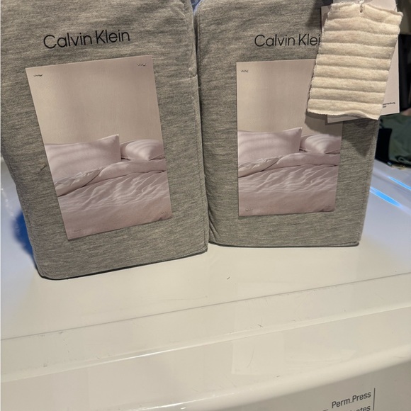 Calvin Klein Modern Cotton Engineered Knit Standard Sham, Ivory - Picture 2 of 5